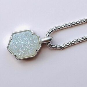 Kendra Scott heavy chain long necklace with white drusy